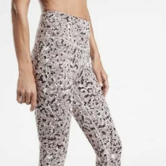 Athleta Elation Textured 7/8 Tight size 3X Meadow Decadent Chocolate - Picture 4 of 8